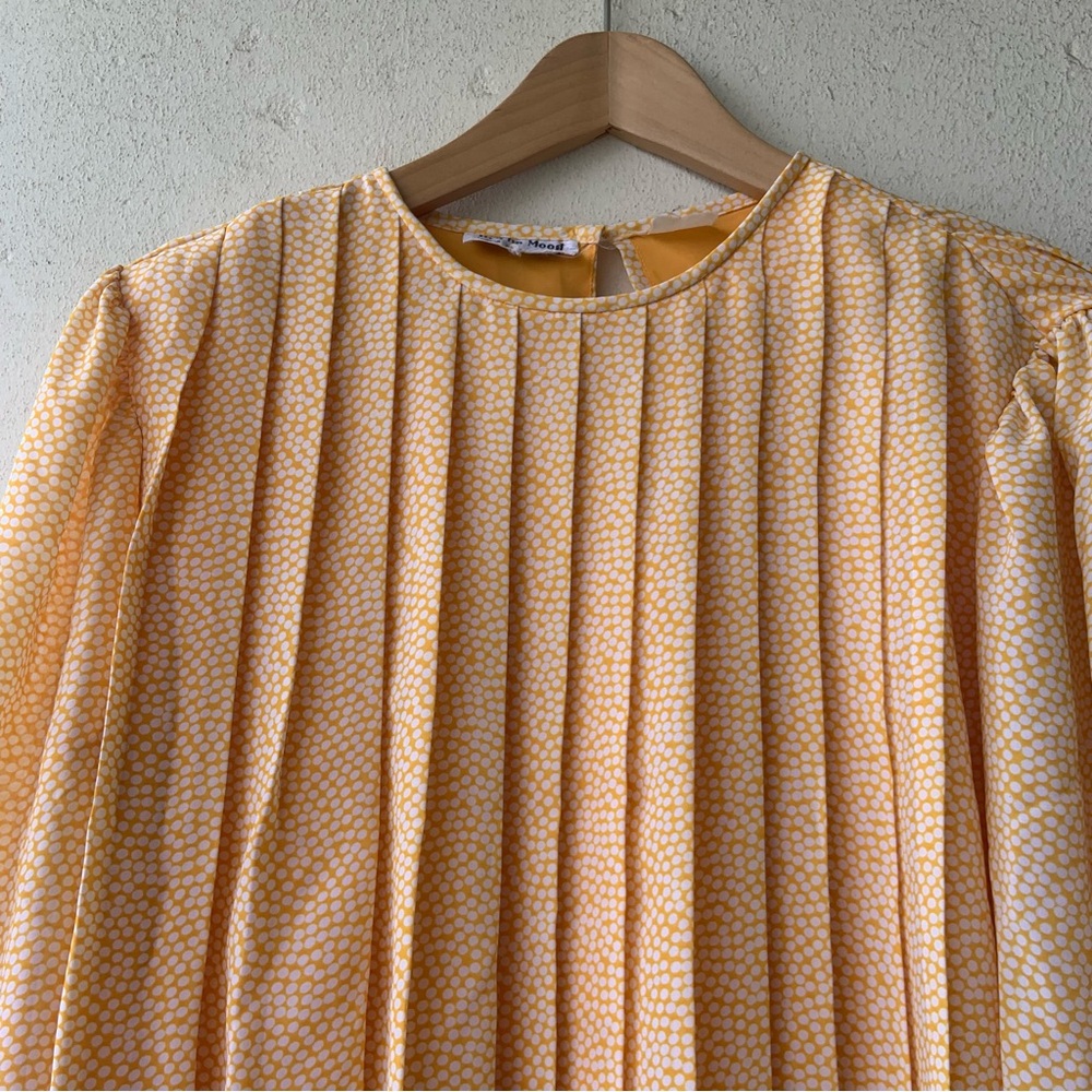 Yellow Pleated Women's Top - Picture 3 of 10
